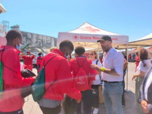 Migranti sbarcati a Bari dopo tre giorni di mare: Futuro Nazionale chiede conto al Governo Accoglienza Vito Leccese
