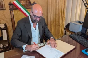 Bari, scintille in consiglio comunale sulla proposta per gli stadi. Leccese: «Non creiamo false aspettative» leccese1 1780769237209.jpg multiproprieta del bari calcio leccese scrive ai candidati figc nessuna proroga al divieto